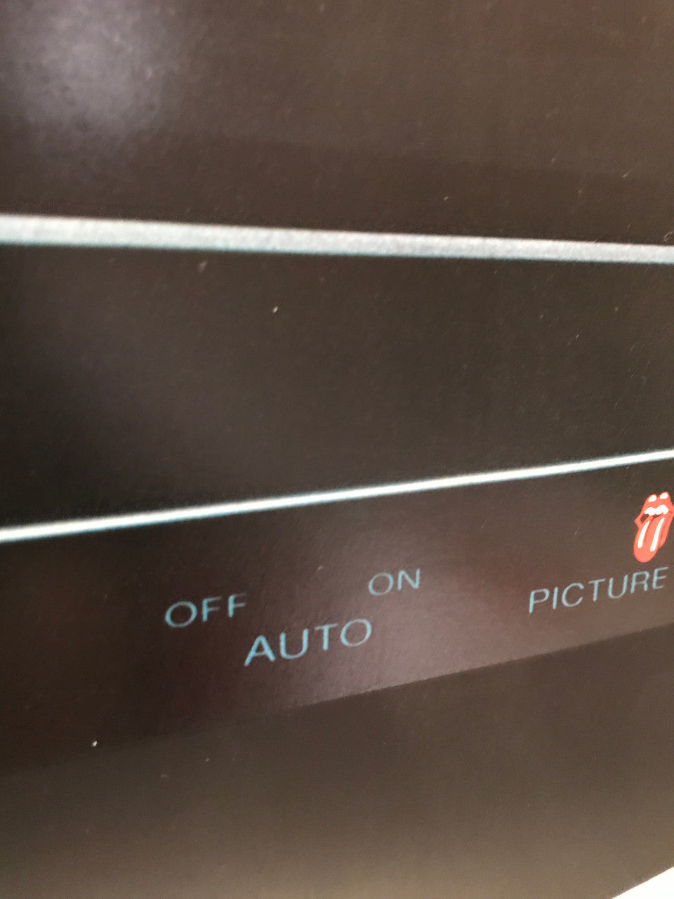 Póster promocional musical vintage de los Rolling Stones, fechado en 1981.