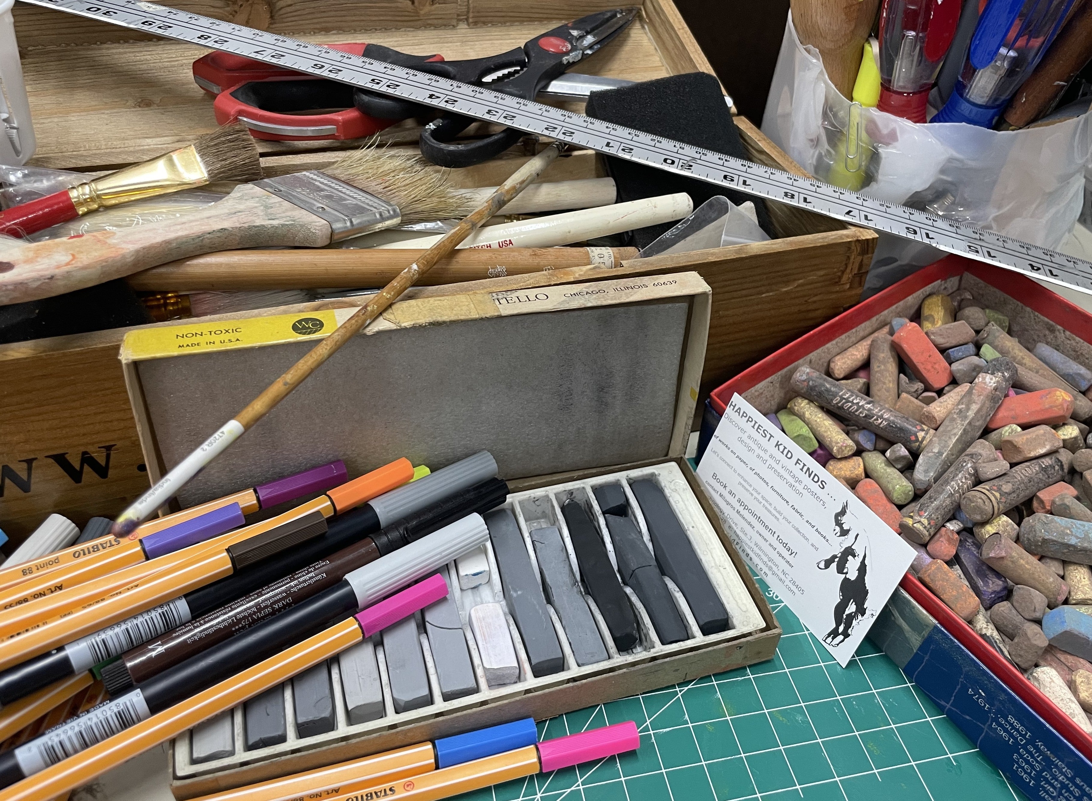 (Feb.14 - Session 1 - morning) WORKSHOP - Typography & Hands-on Display Typeface Design - HAPPIEST KID FINDS - Museum-quality antique and vintage posters, original art, preservation and restoration