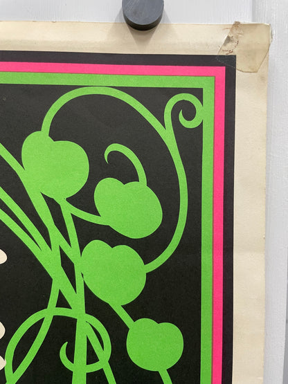 fun and lively vintage Snoopy, FEELIN' GROOVY, lithographic commercial black light poster, 1969