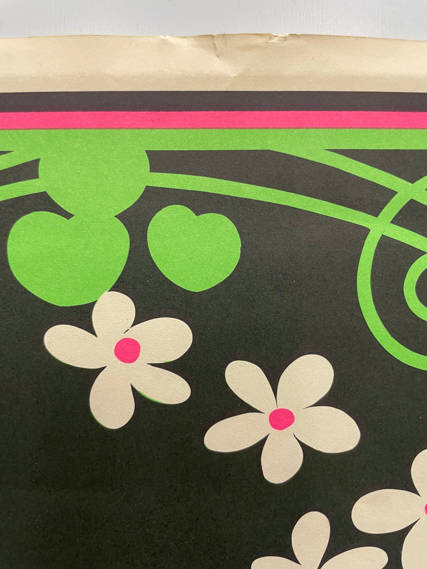 fun and lively vintage Snoopy, FEELIN' GROOVY, lithographic commercial black light poster, 1969