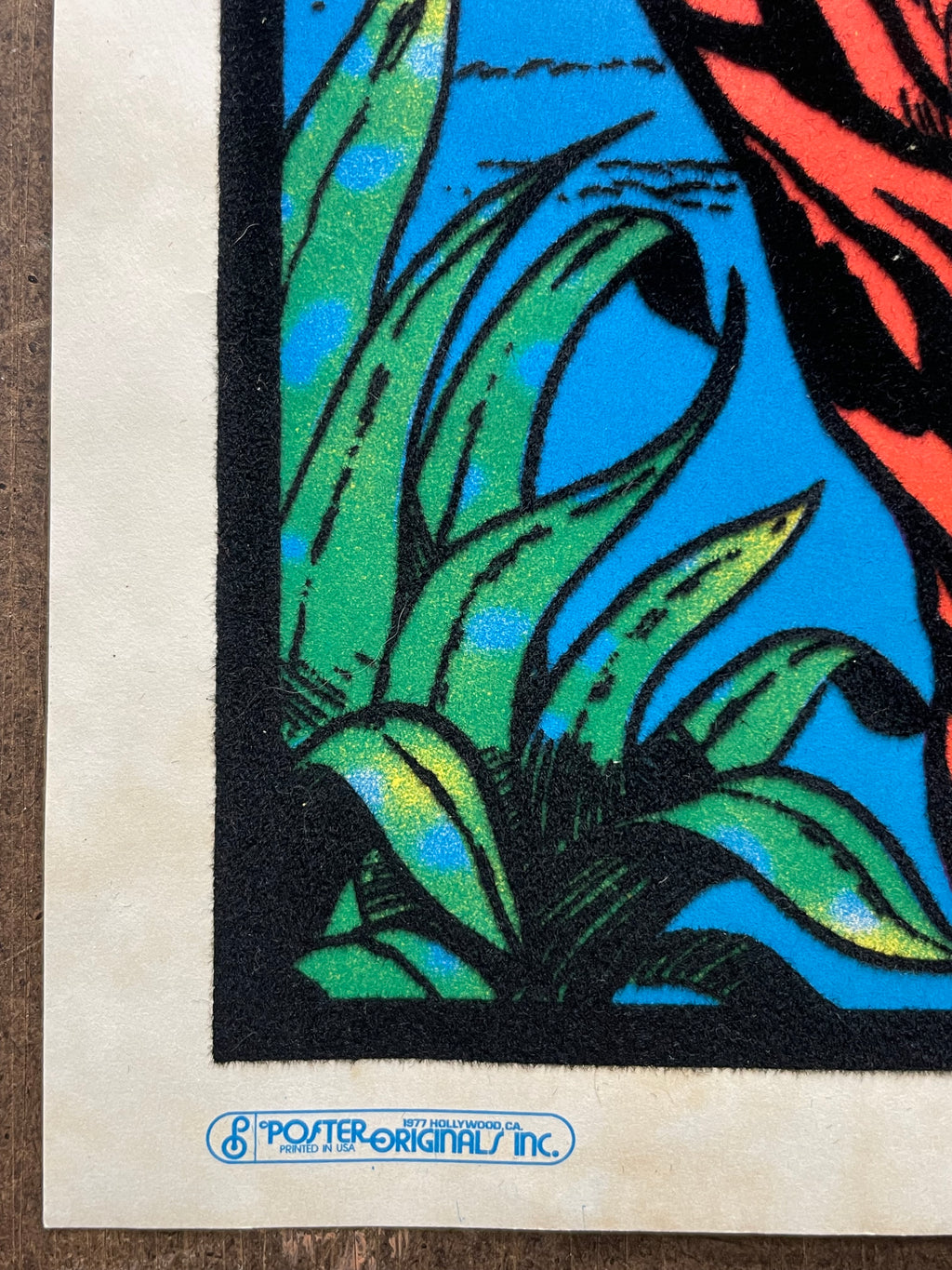vintage 1977 flocked, Tiger, mini black light poster