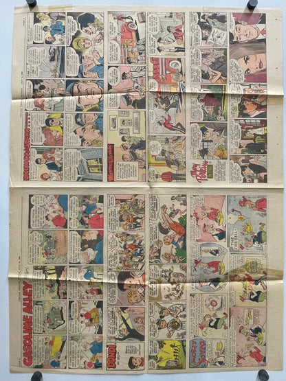 1968 Peanuts Hang-Up Poster: Charlie Brown & Snoopy – art restoration vintage poster art gallery collectible