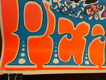vintage V sign Peace black light poster 1970s | Happiest Kid Finds art restoration vintage poster art gallery